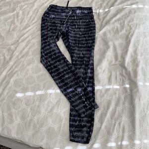 Nike dri fit leggings